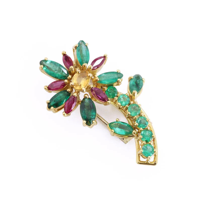 Broches avec pierres