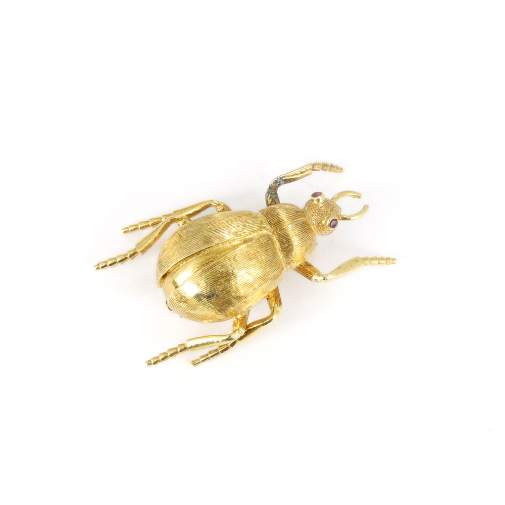18k Yellow Gold Brooch - Scarab - Signed "Rudi Cherny"