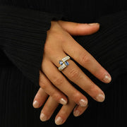 Bague "Toi & Moi" en or jaune 18k avec Saphirs et Diamants