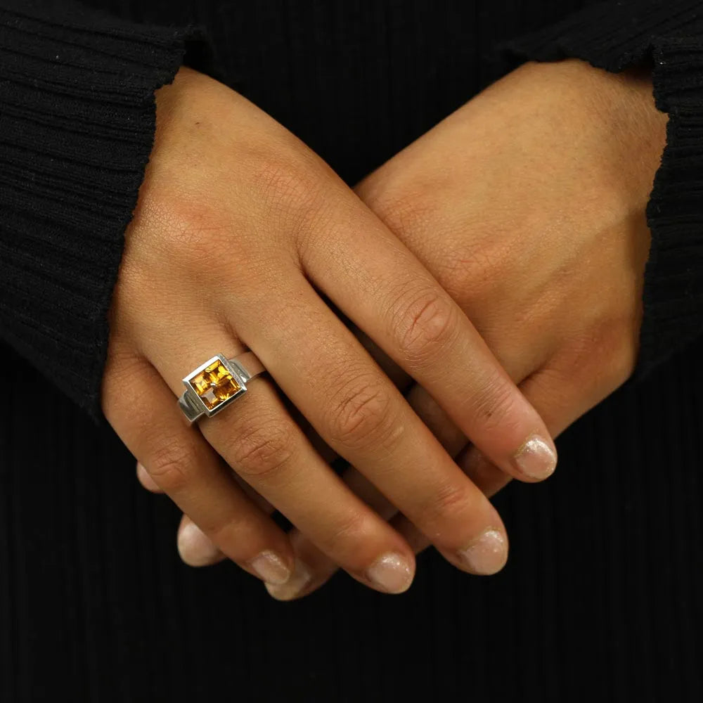 Bague en Or blanc 18k avec Citrines