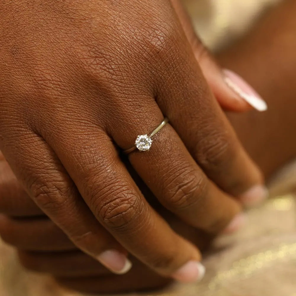 Bague en Or blanc 18k avec Diamant