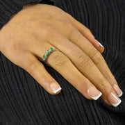 Bague en Or blanc 18k avec Emeraudes et Diamants