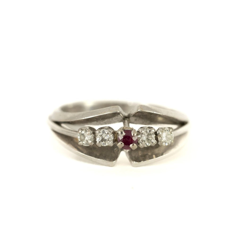 Bague en Or blanc 18k avec Rubis et Diamants
