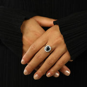 Bague en Or blanc 18k avec Saphir et Diamants