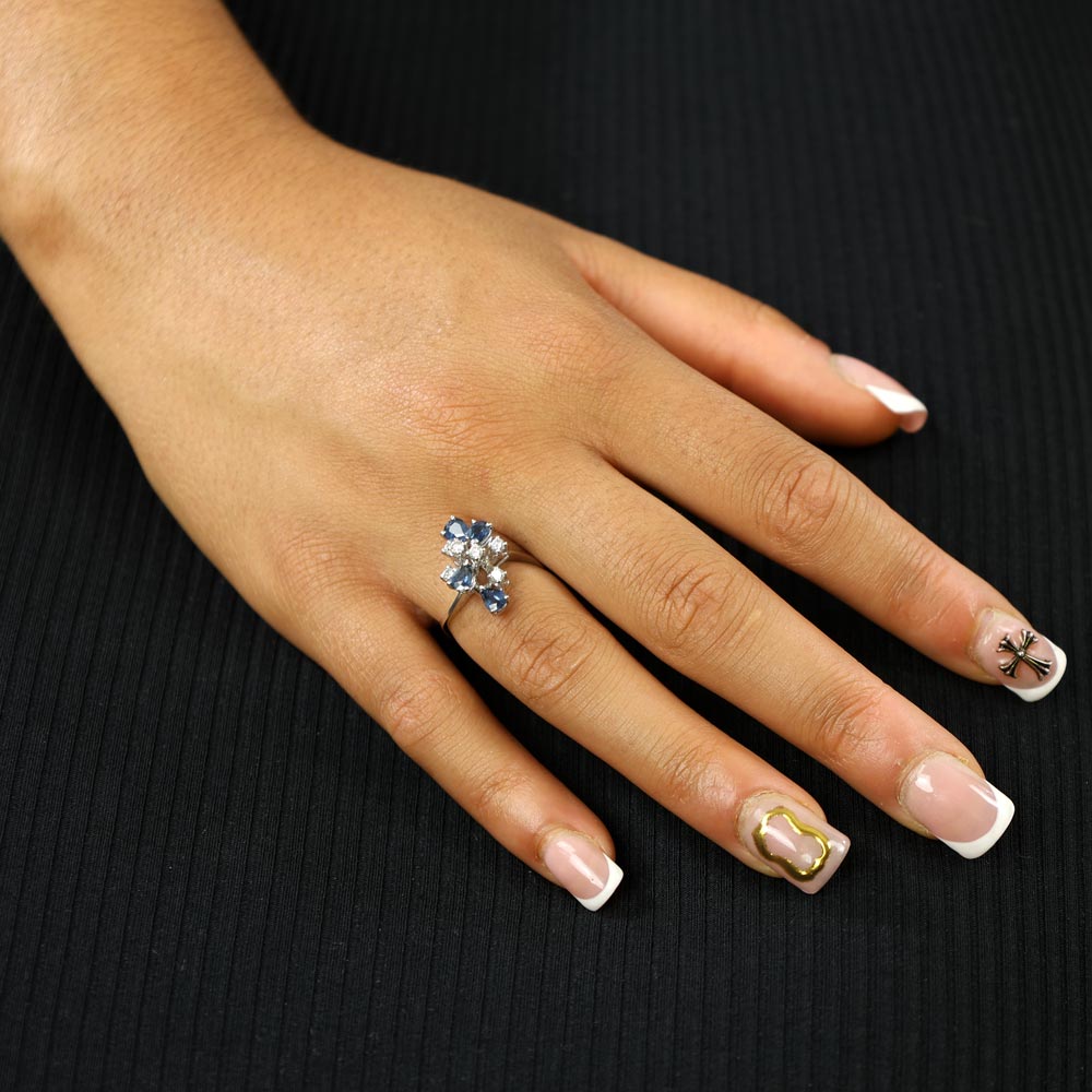 Bague en Or blanc 18k avec Saphirs et Diamants