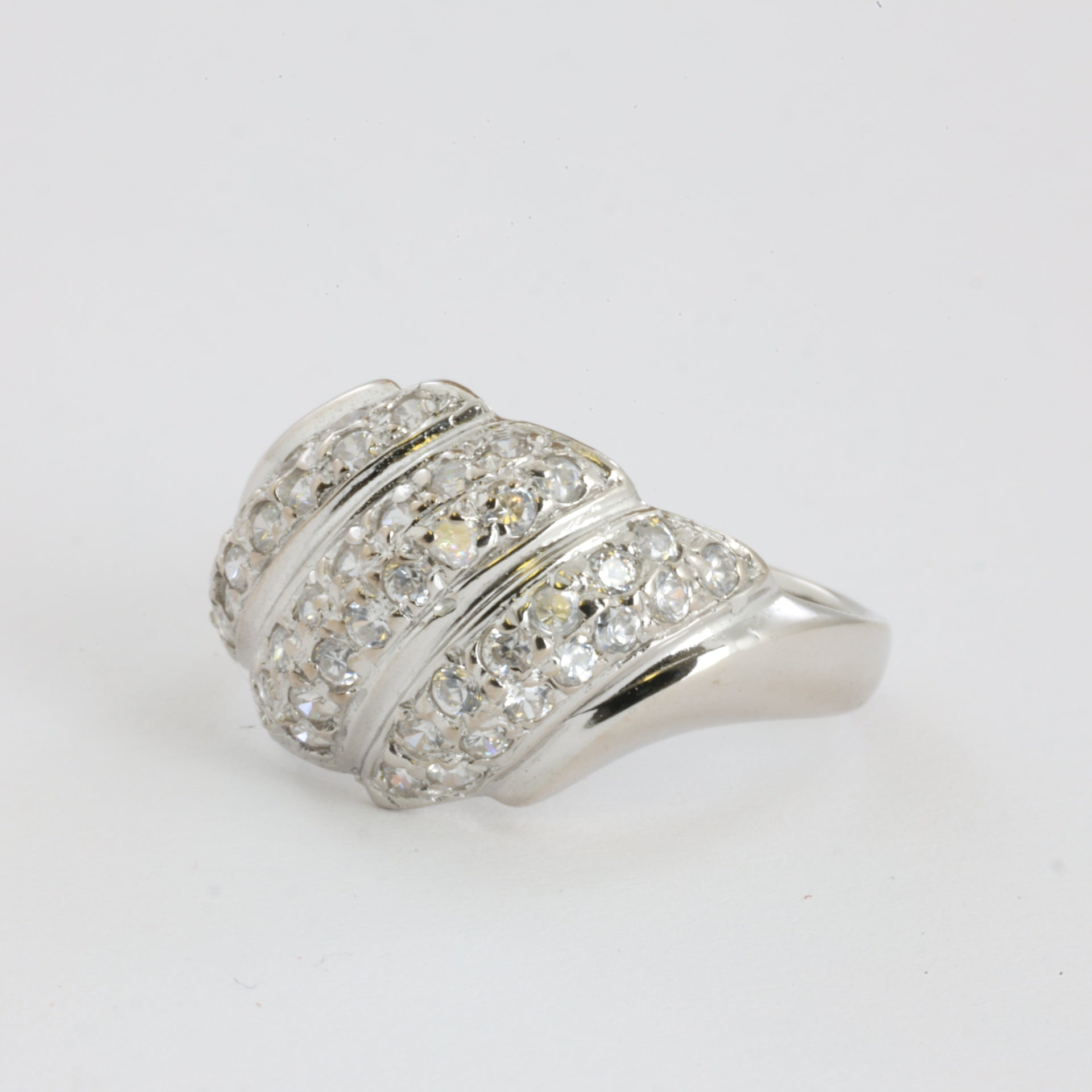 Bague en Or blanc 18k avec Zirconiums