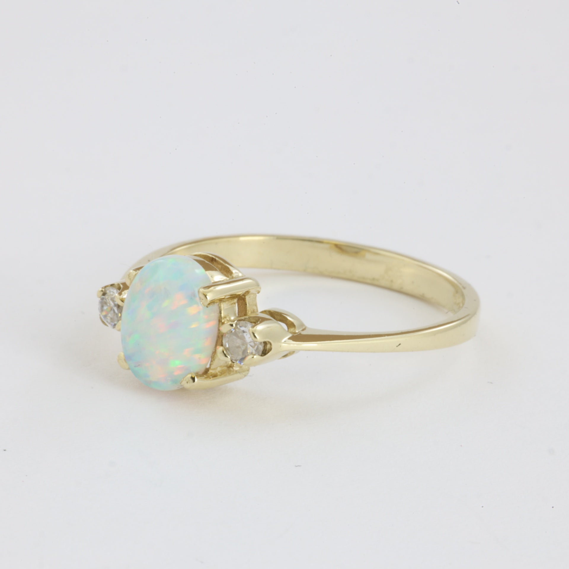 Bague en Or jaune 14k avec Opale synthétique