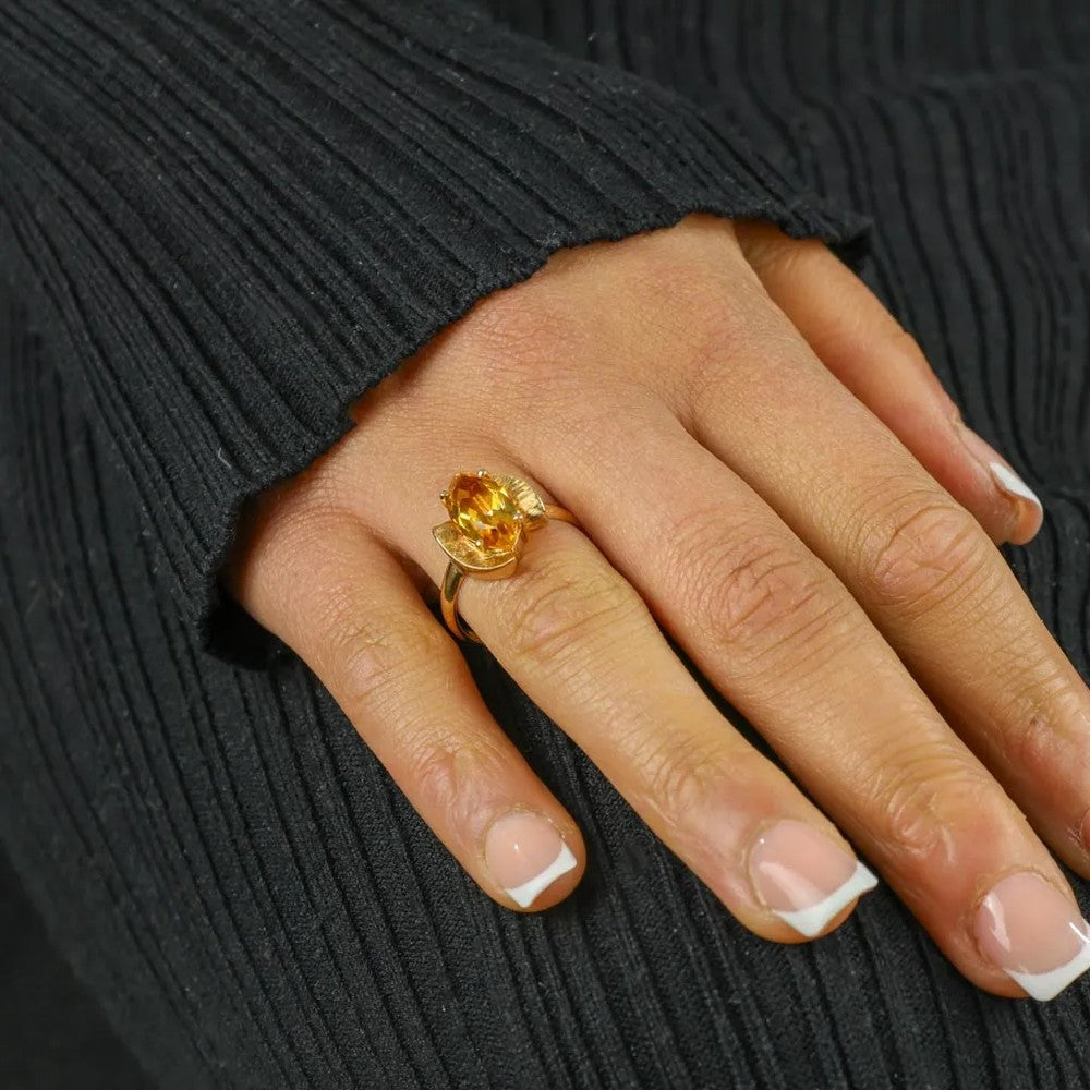 Bague en Or jaune 18k avec Citrine