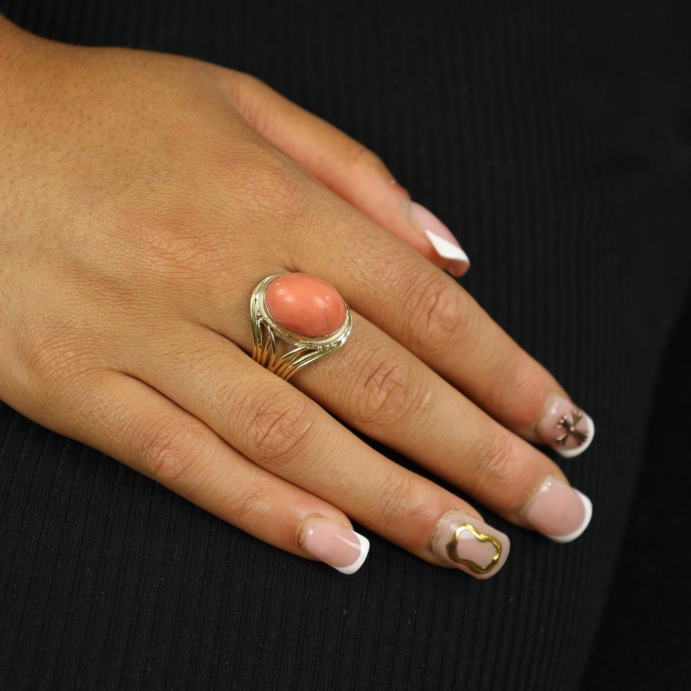 Bague en Or jaune 18k avec Corail