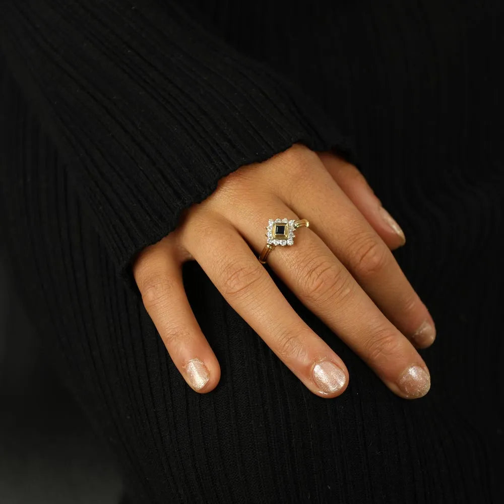 Bague en Or jaune 18k avec Saphir et Diamants