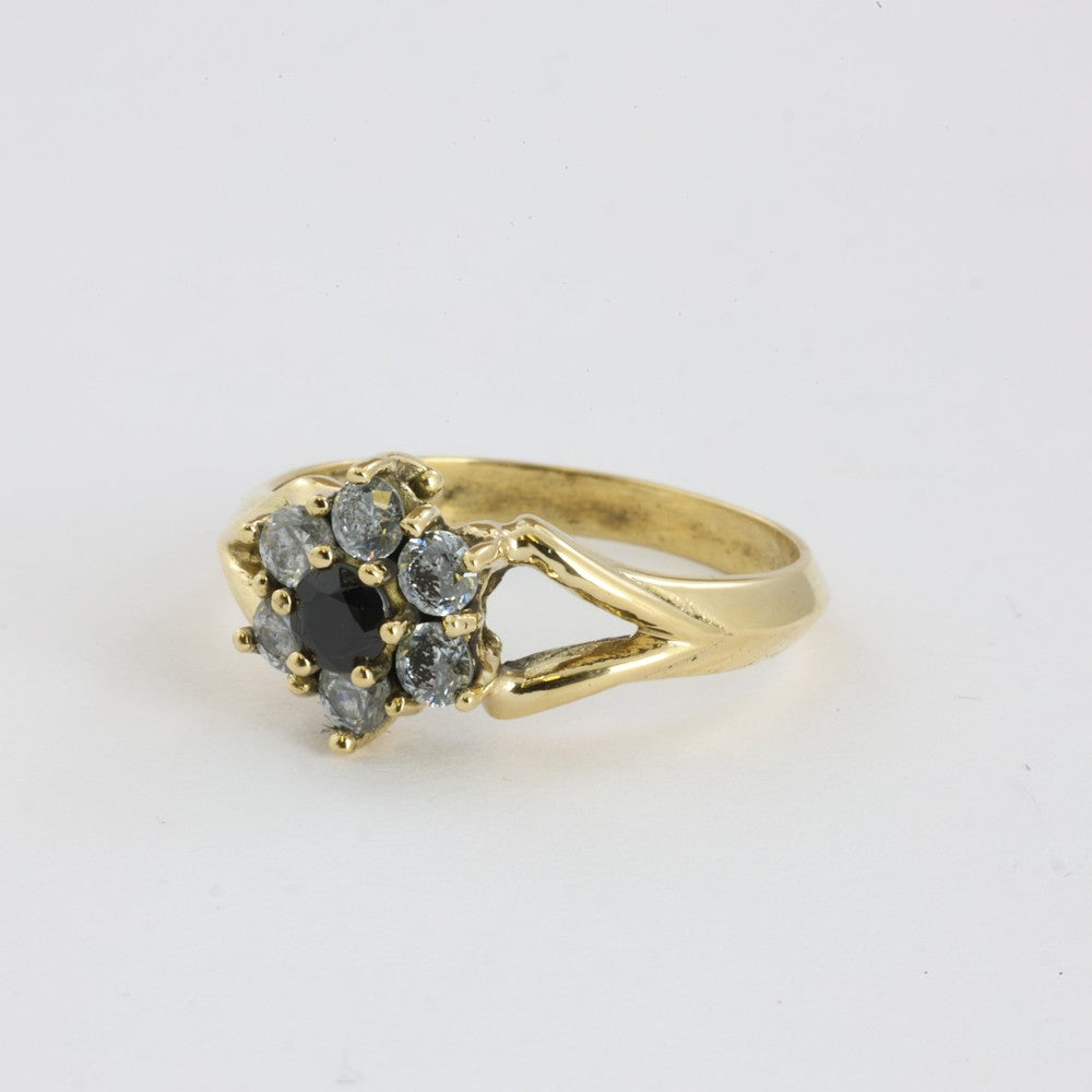 Bague en Or jaune 18k avec Saphir et Zirconiums
