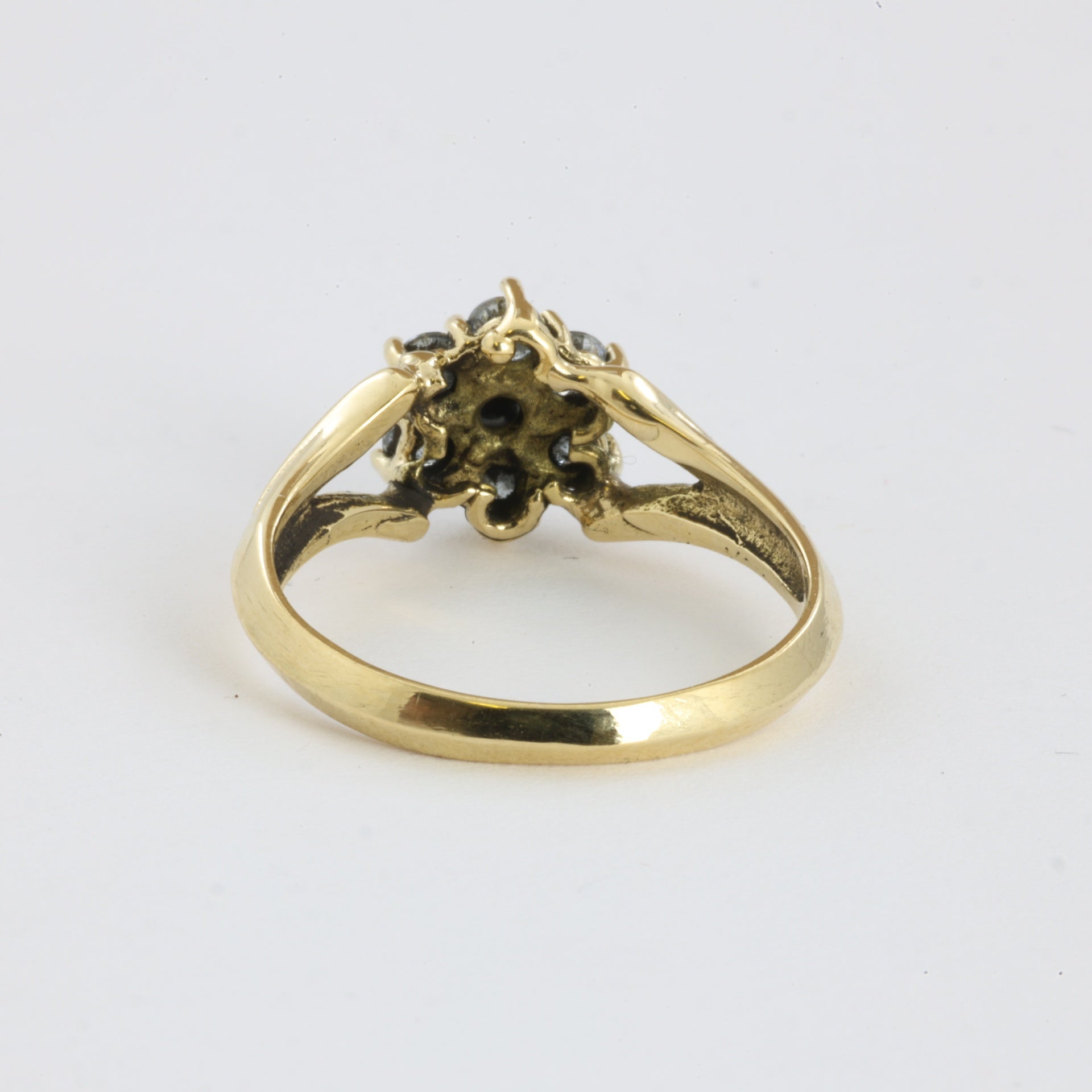 Bague en Or jaune 18k avec Saphir et Zirconiums