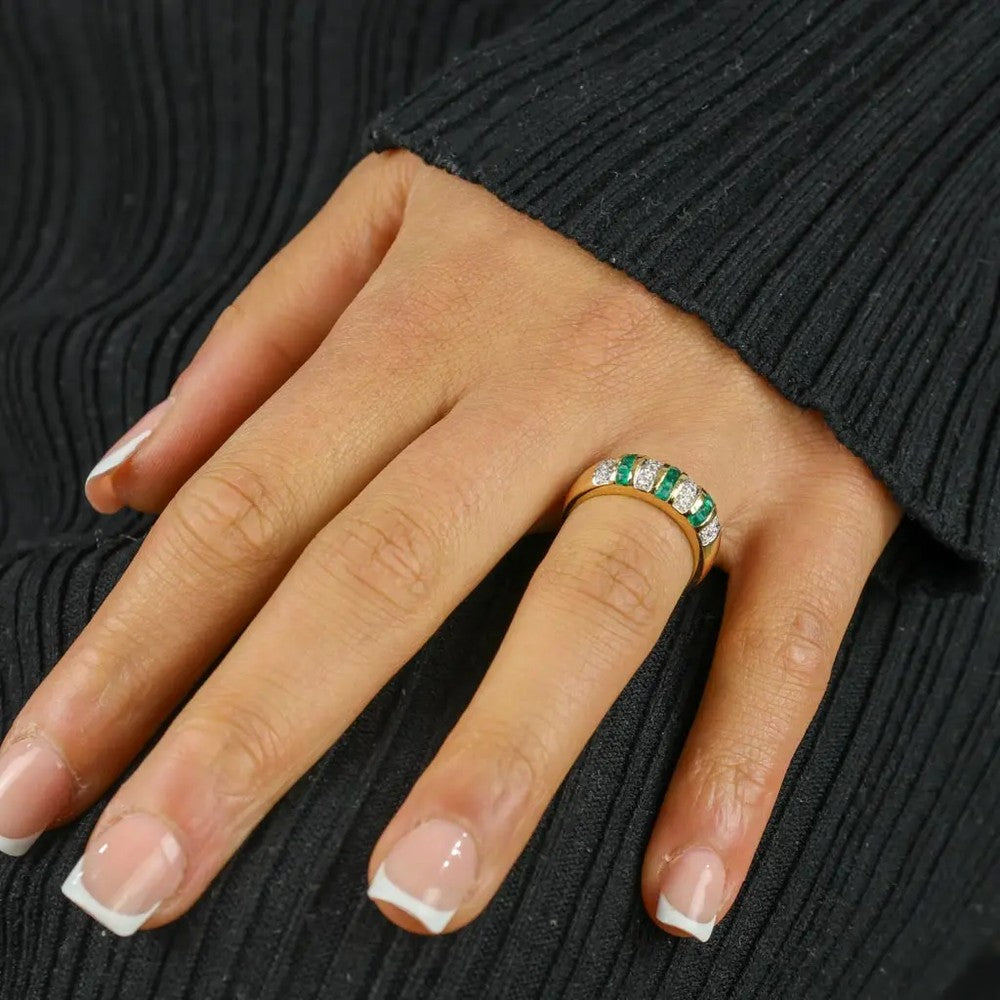 Bague en Or jaune 18k avec Zirconiums et Verre