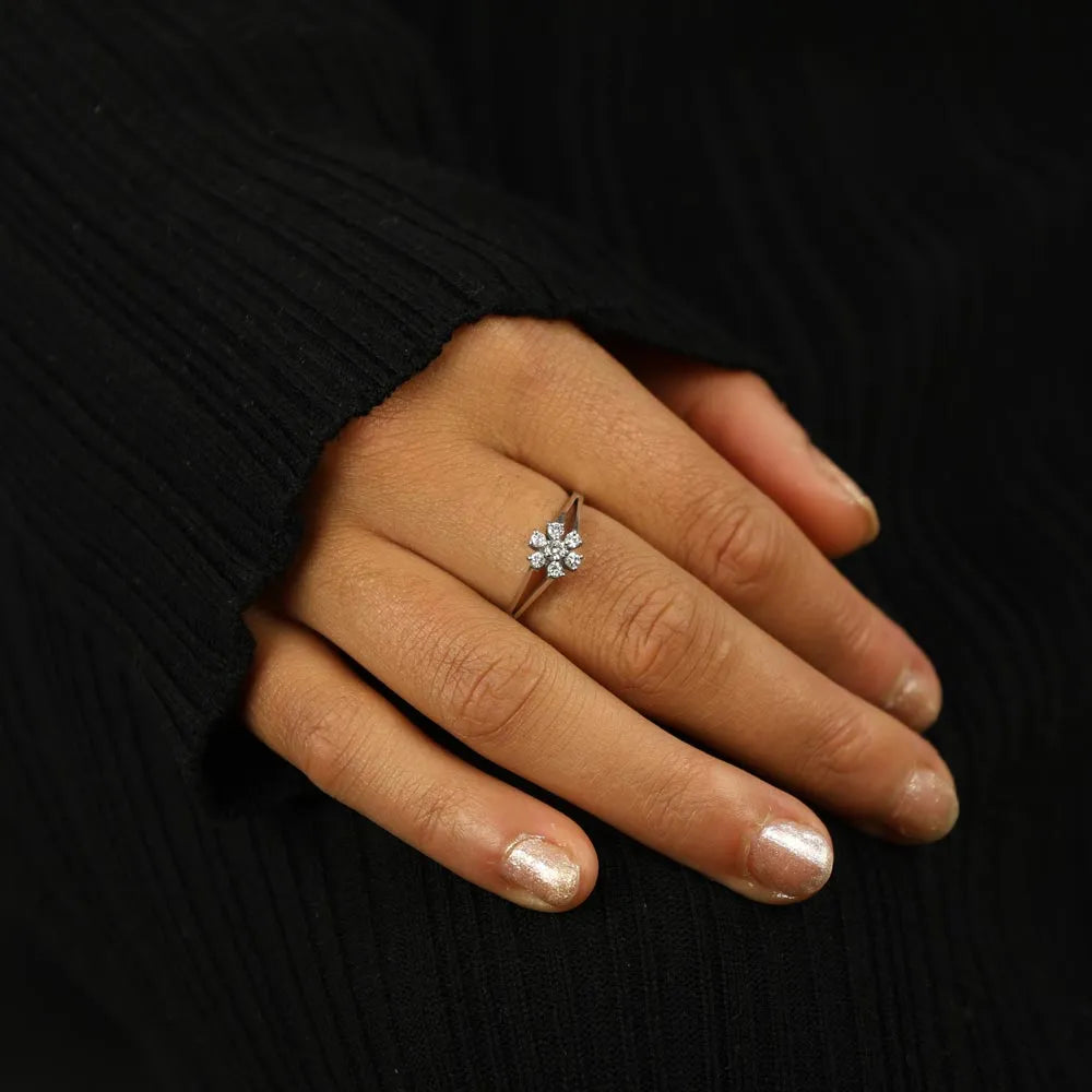 Bague en or blanc 18k avec Diamants