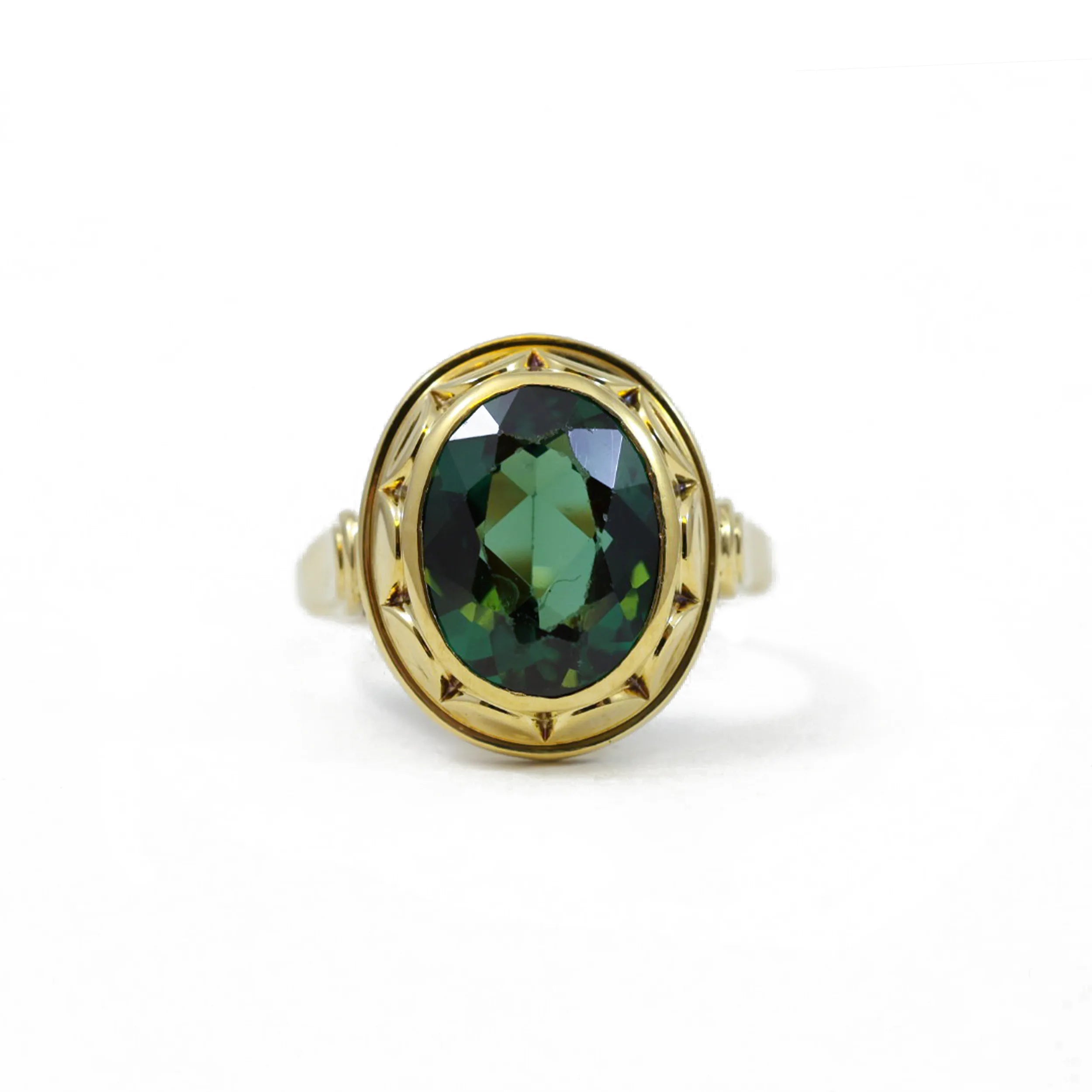14k Yellow Gold Ring with Cut Glass