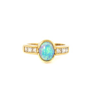 Bague en or jaune 18k avec Opale
