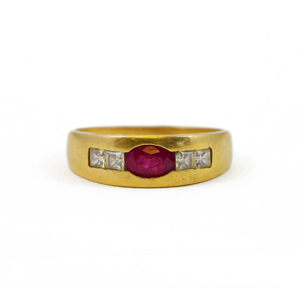 Bague en or jaune 18k avec Rubis et Diamants