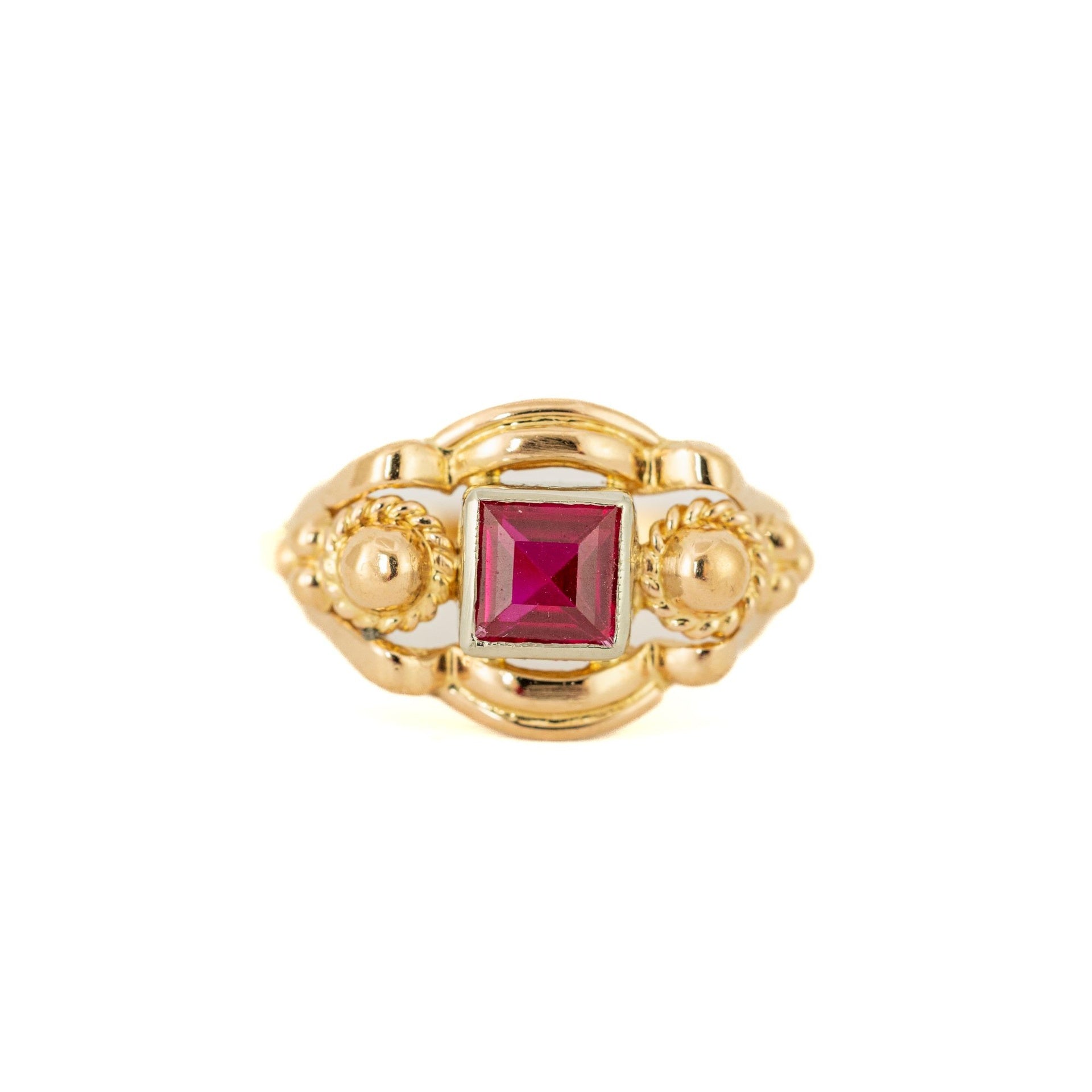 Bague en or jaune 18k avec Rubis synthétique