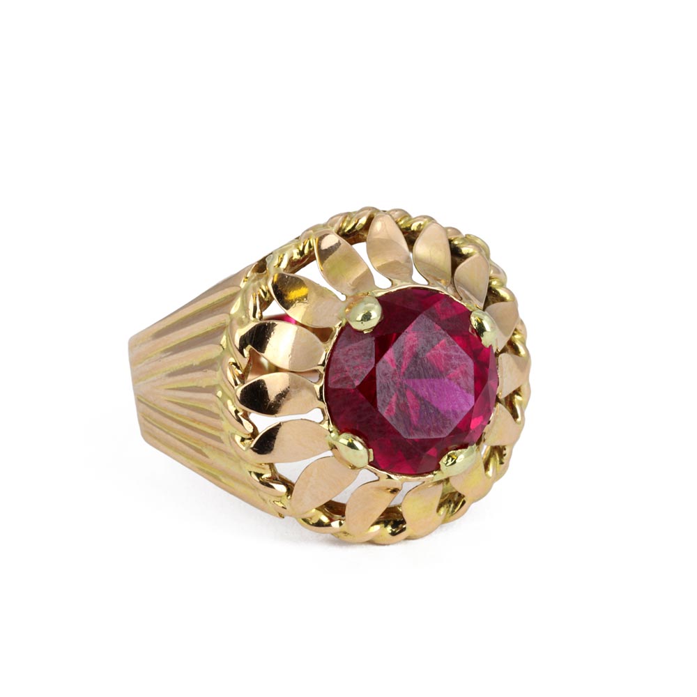 Bague en or jaune 18k avec Rubis synthétique