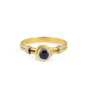 Bague en or jaune 18k avec Saphir