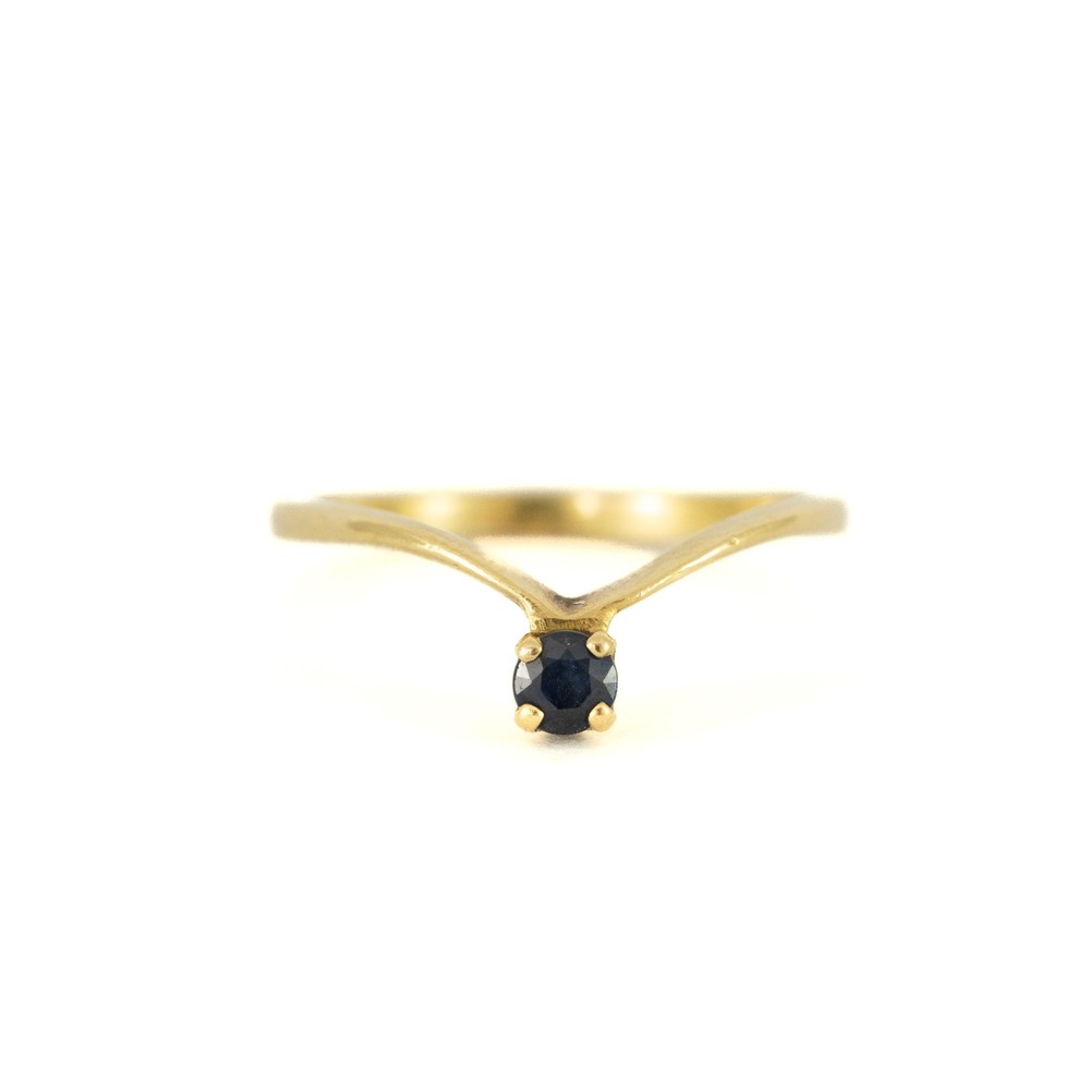 Bague en or jaune 18k avec Saphir