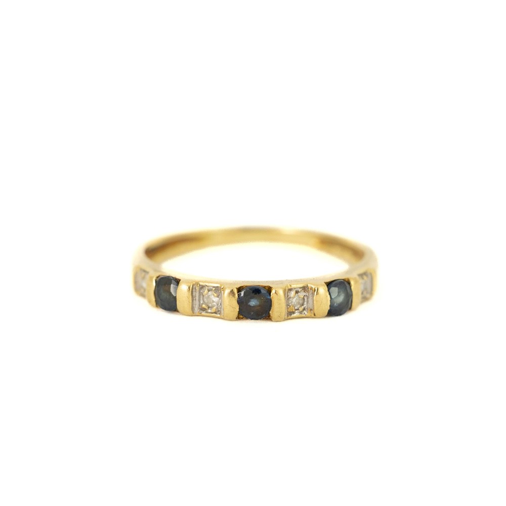 Bague en or jaune 18k avec Saphirs a Diamants