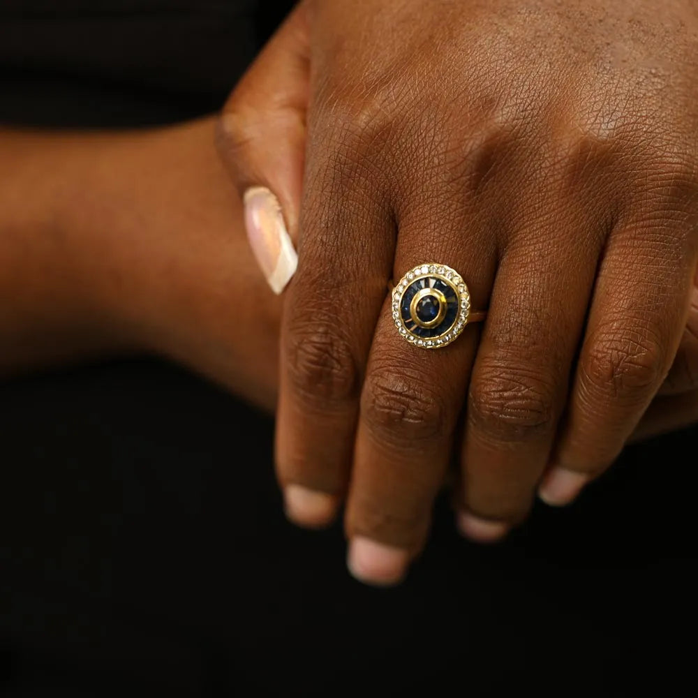 Bague en or jaune 18k avec Saphirs et Diamants