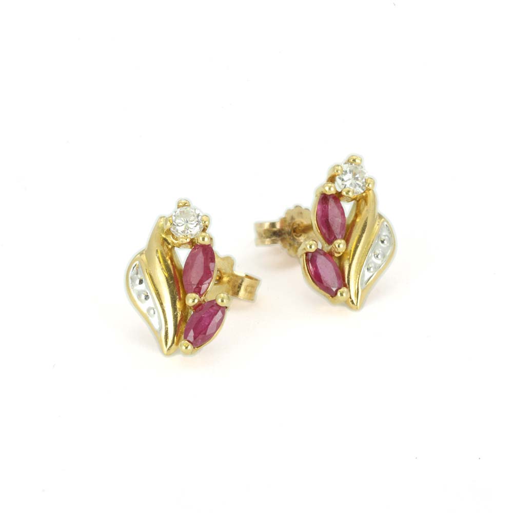 Boucles d'oreilles deux Ors 18k avec Rubis