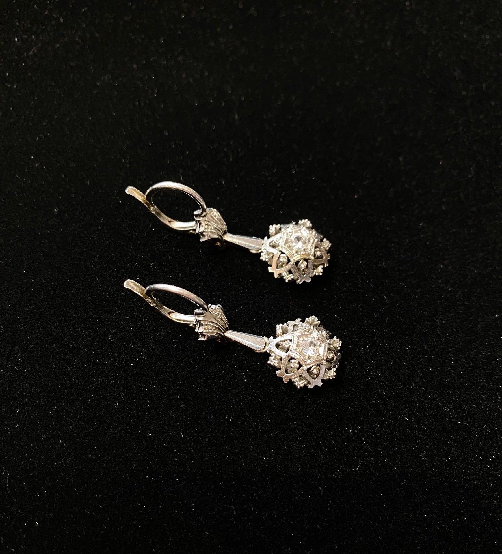 Boucles d'oreilles en Or blanc 18k avec Zirconiums