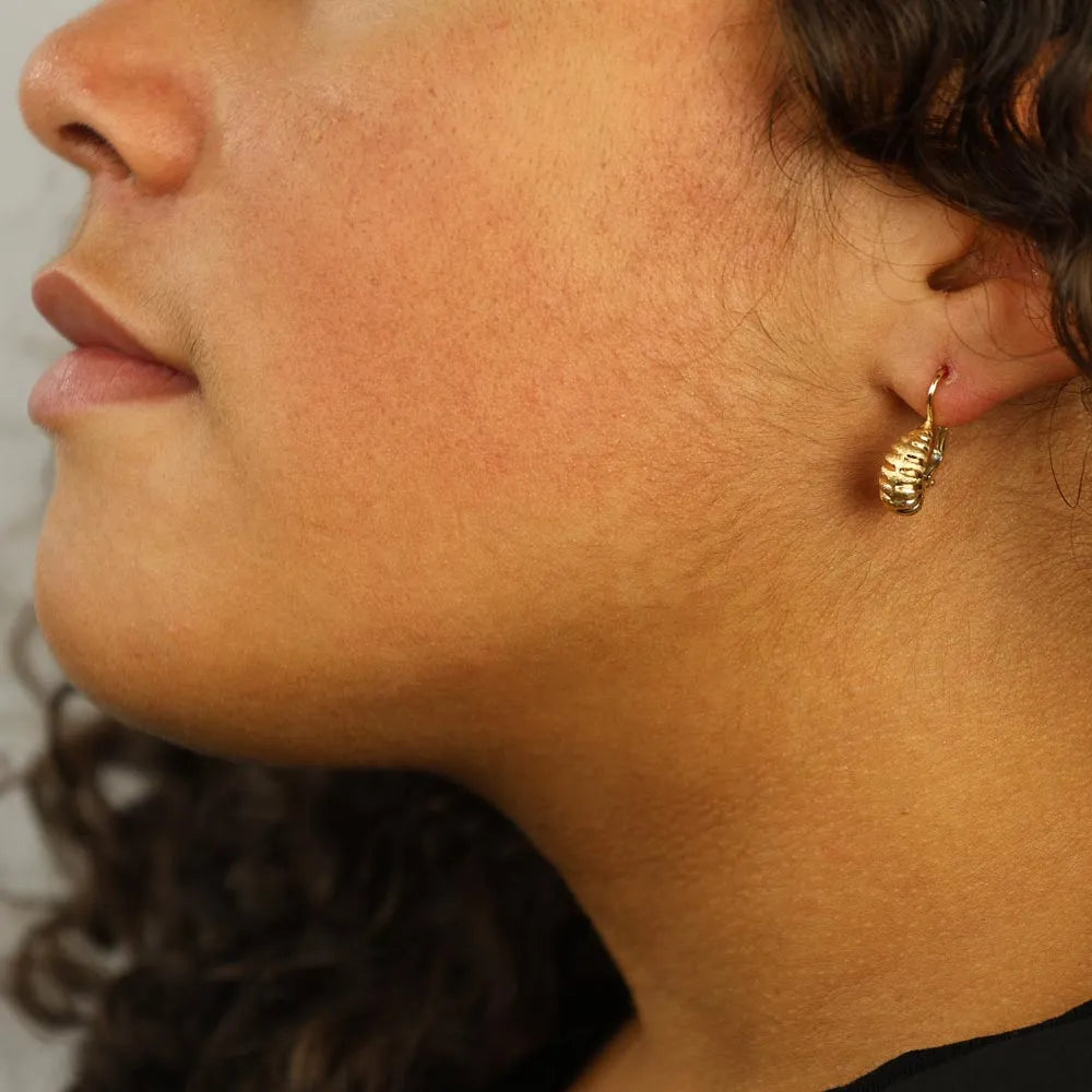 Boucles d'oreilles en Or jaune 18k - Motif "Côtelé"