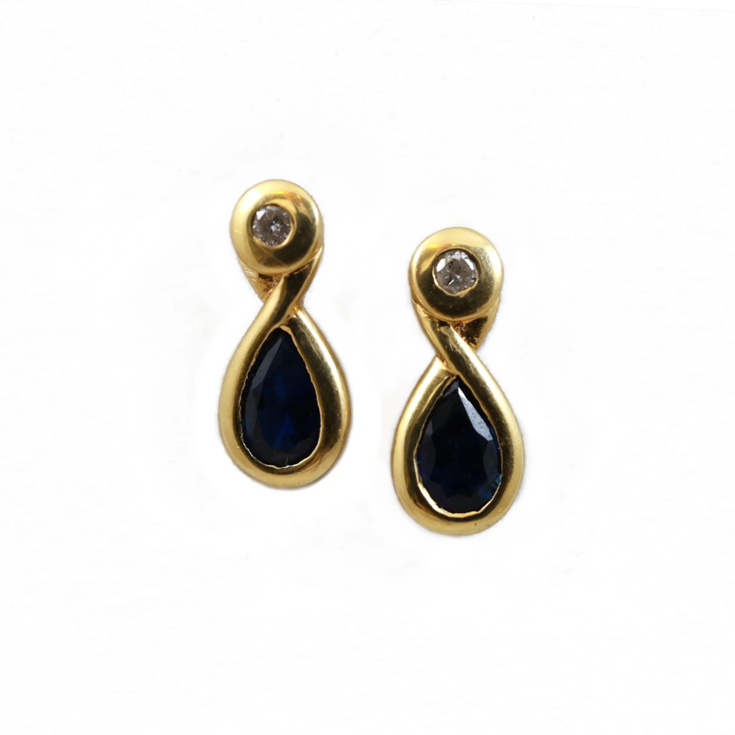 Boucles d'oreilles en Or jaune 18k avec Saphirs