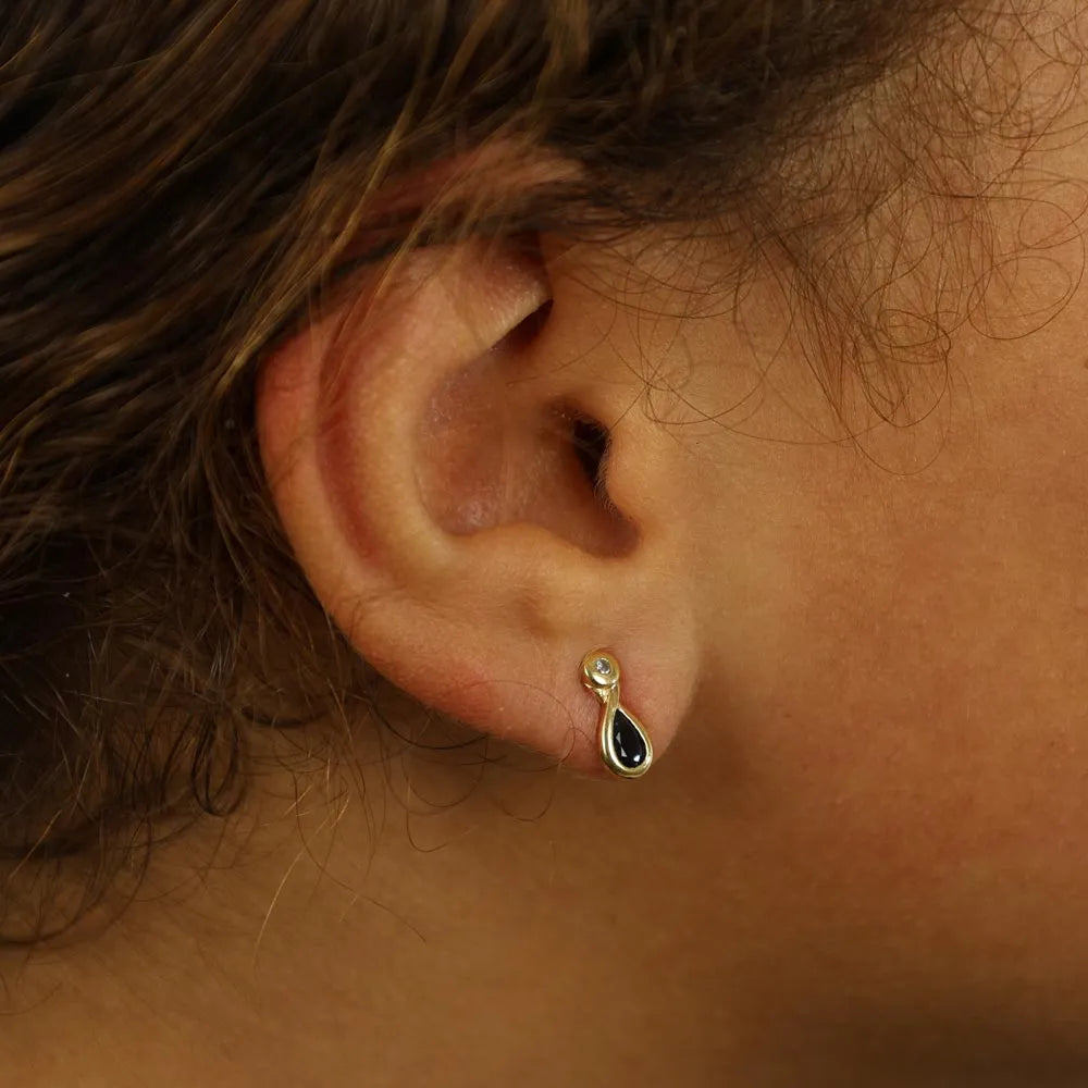 Boucles d'oreilles en Or jaune 18k avec Saphirs