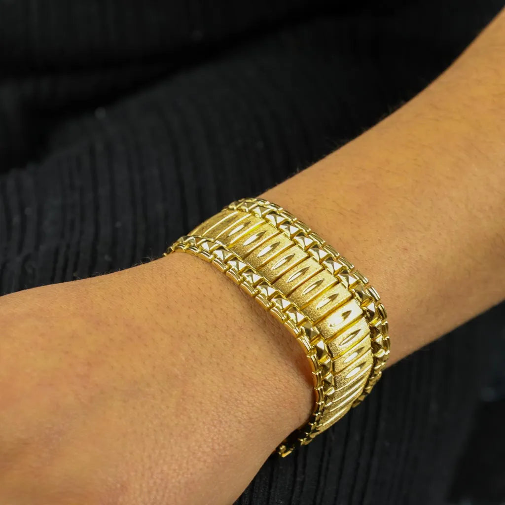 Bracelet en Or jaune 18k - "Manchette" - Style "Vintage"