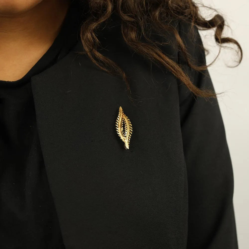 Broche en Or jaune 18k - Feuille stylisée