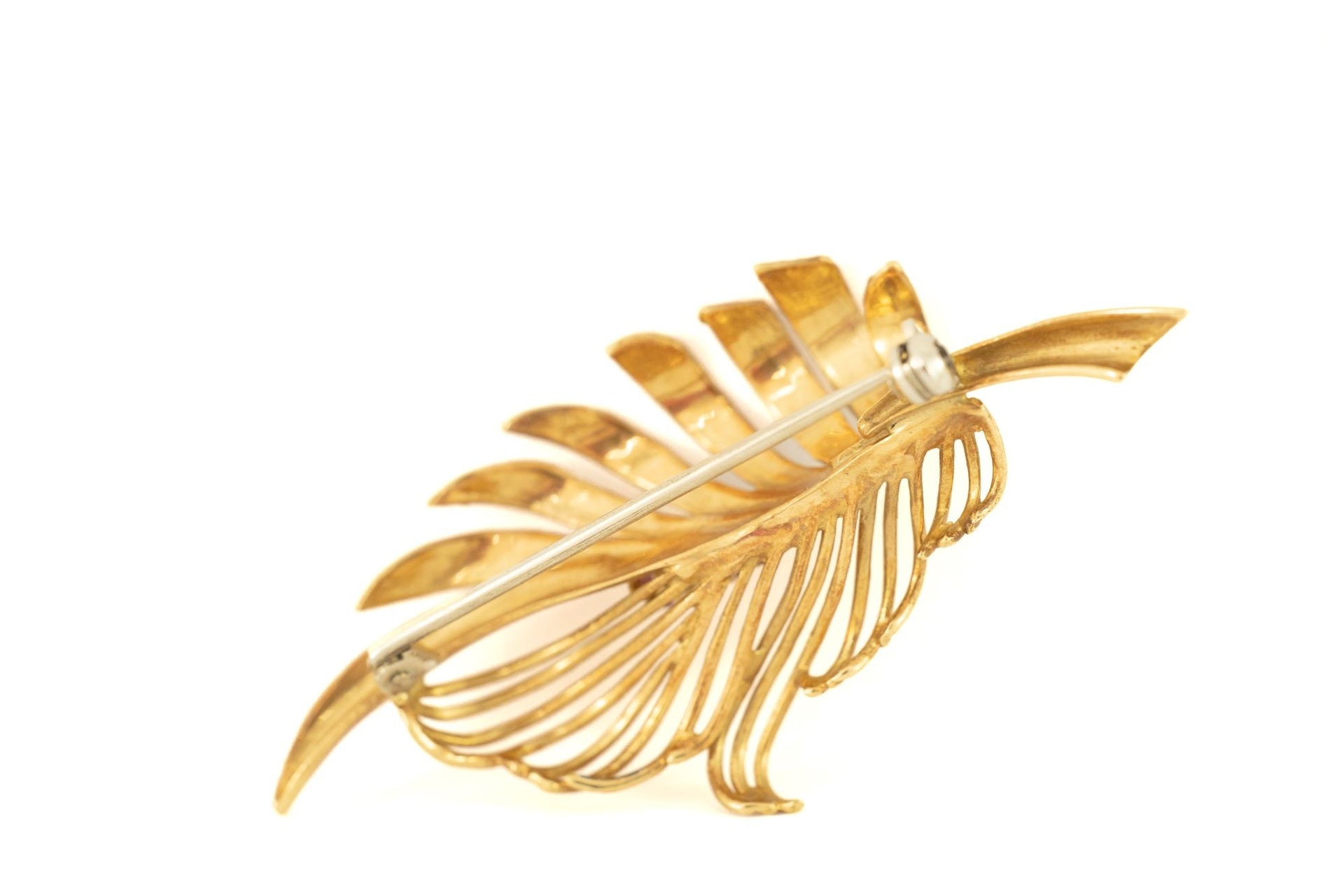 Broche en Or jaune 18k avec Rubis