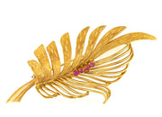 Broche en Or jaune 18k avec Rubis