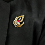 Broche en Or jaune 18k avec Rubis et Diamants