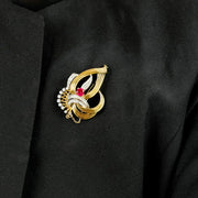 Broche en Or jaune 18k avec Rubis et Diamants