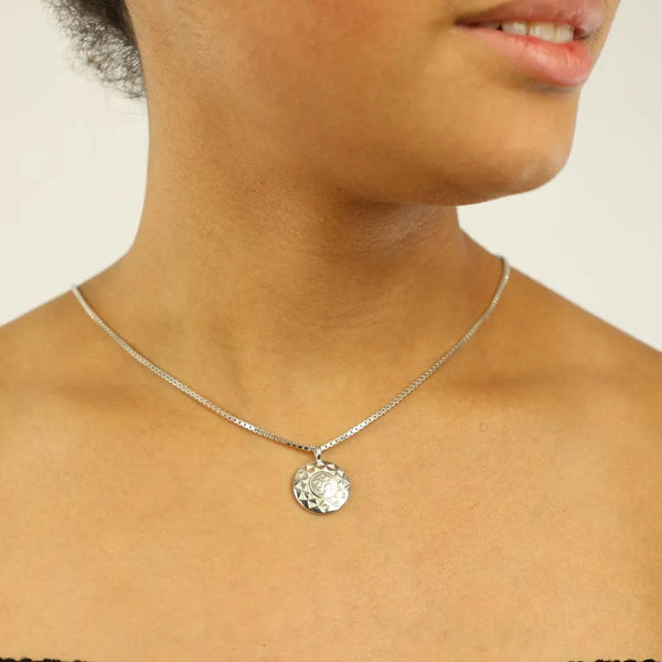 Pendentif en Argent – Motif "Symbole Om"
