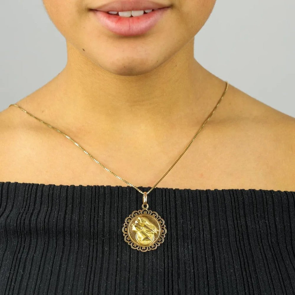 Pendentif en Or jaune 18k - Motif "Déesse Fortuna"