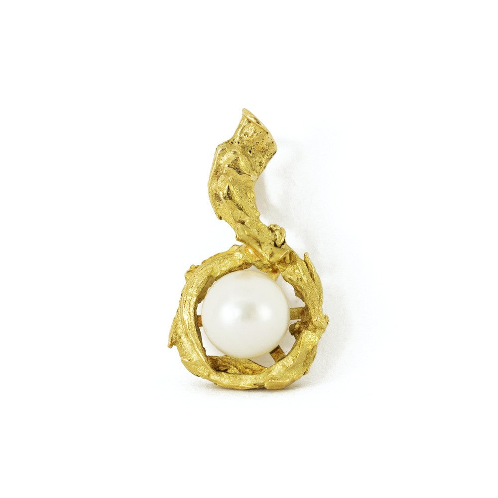 18k Yellow Gold Pendant with Cultured Pearl