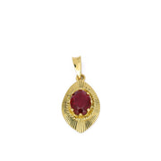 Pendentif en or jaune 18k avec Rubis synthétique