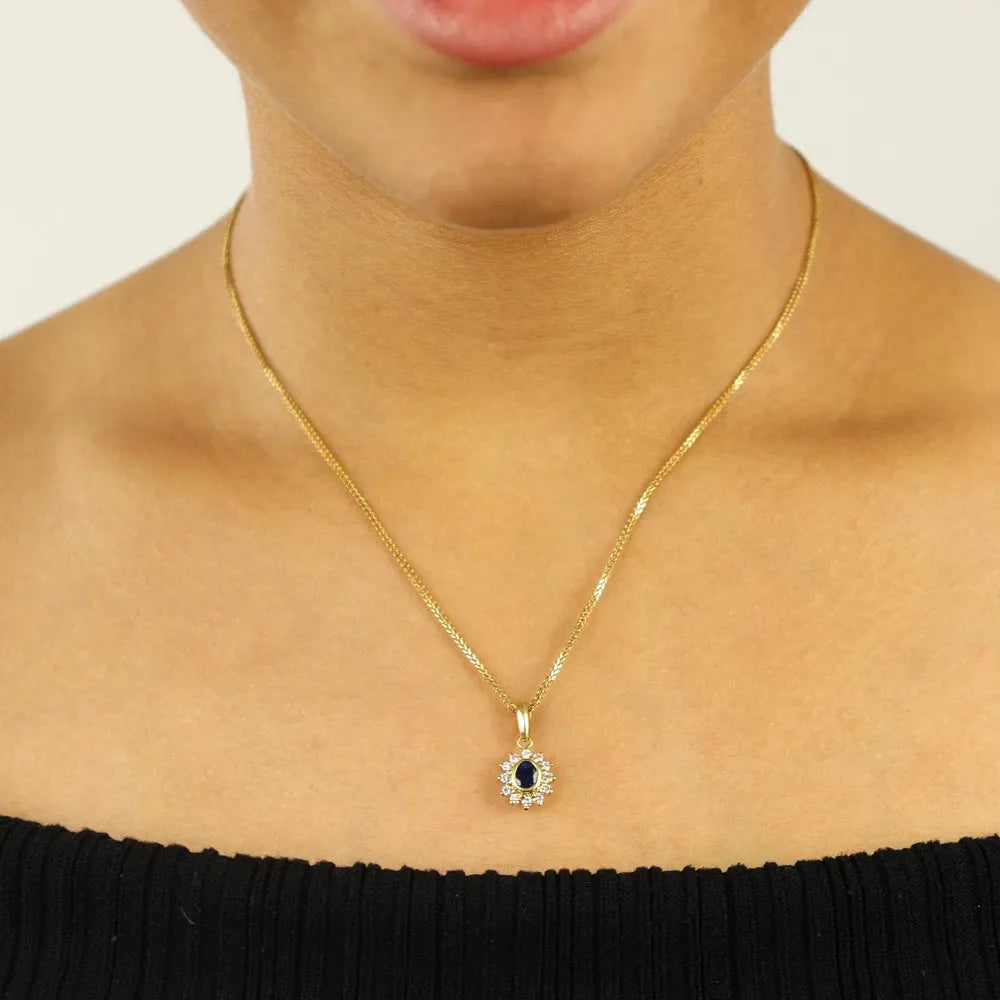 Pendentif en or jaune 18k avec Saphir et Diamants