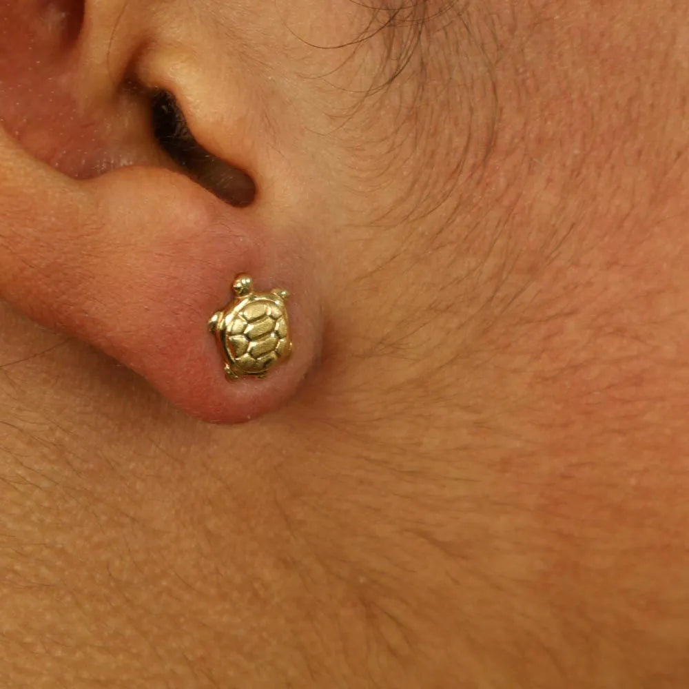 Puces d'oreilles en or jaune 18k - Motif "Tortue"