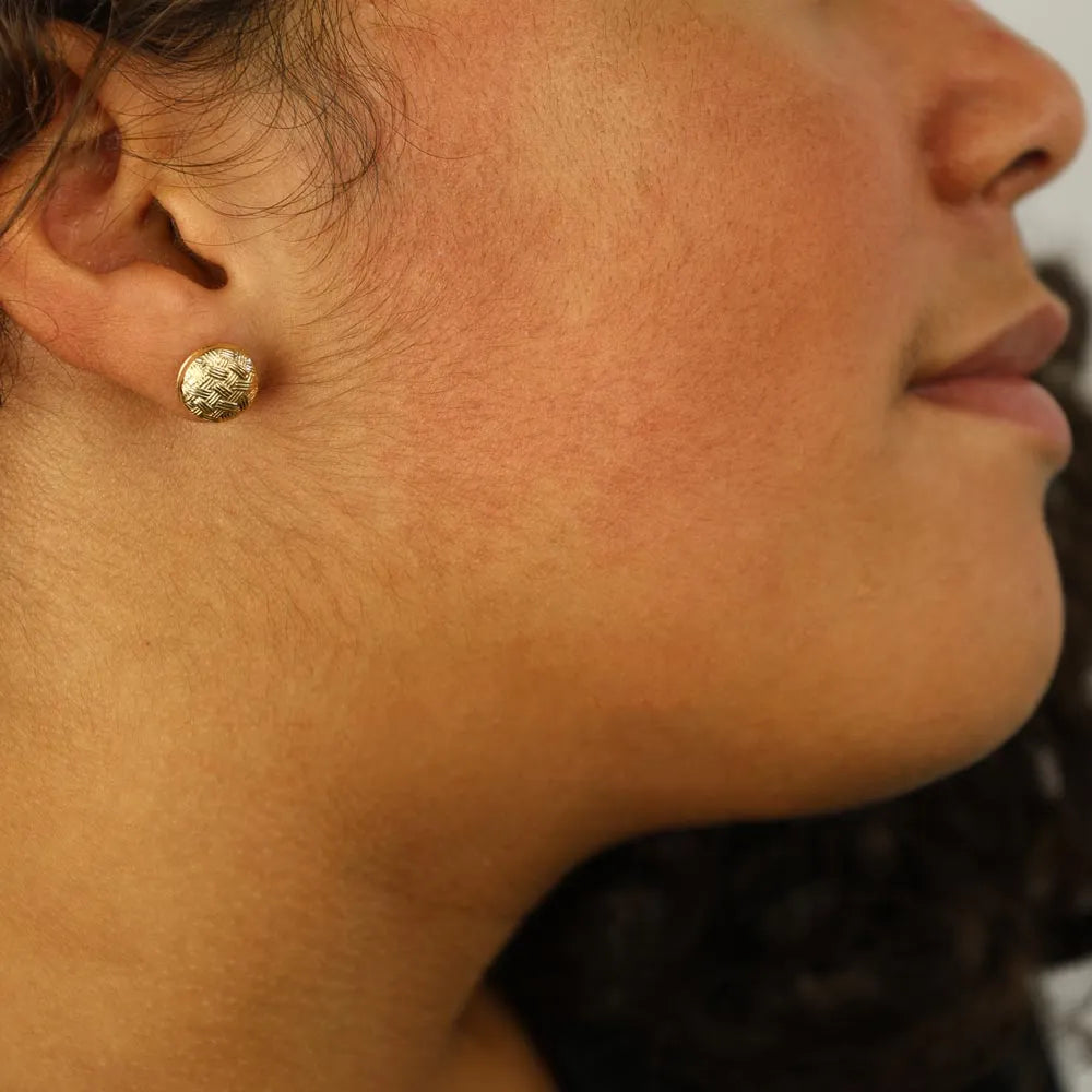 Puces d'oreilles en or jaune 18k - Motif "Tresse"