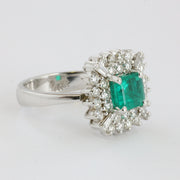 Bague en Or blanc 18k avec Émeraude et Diamants - Style "Marguerite"