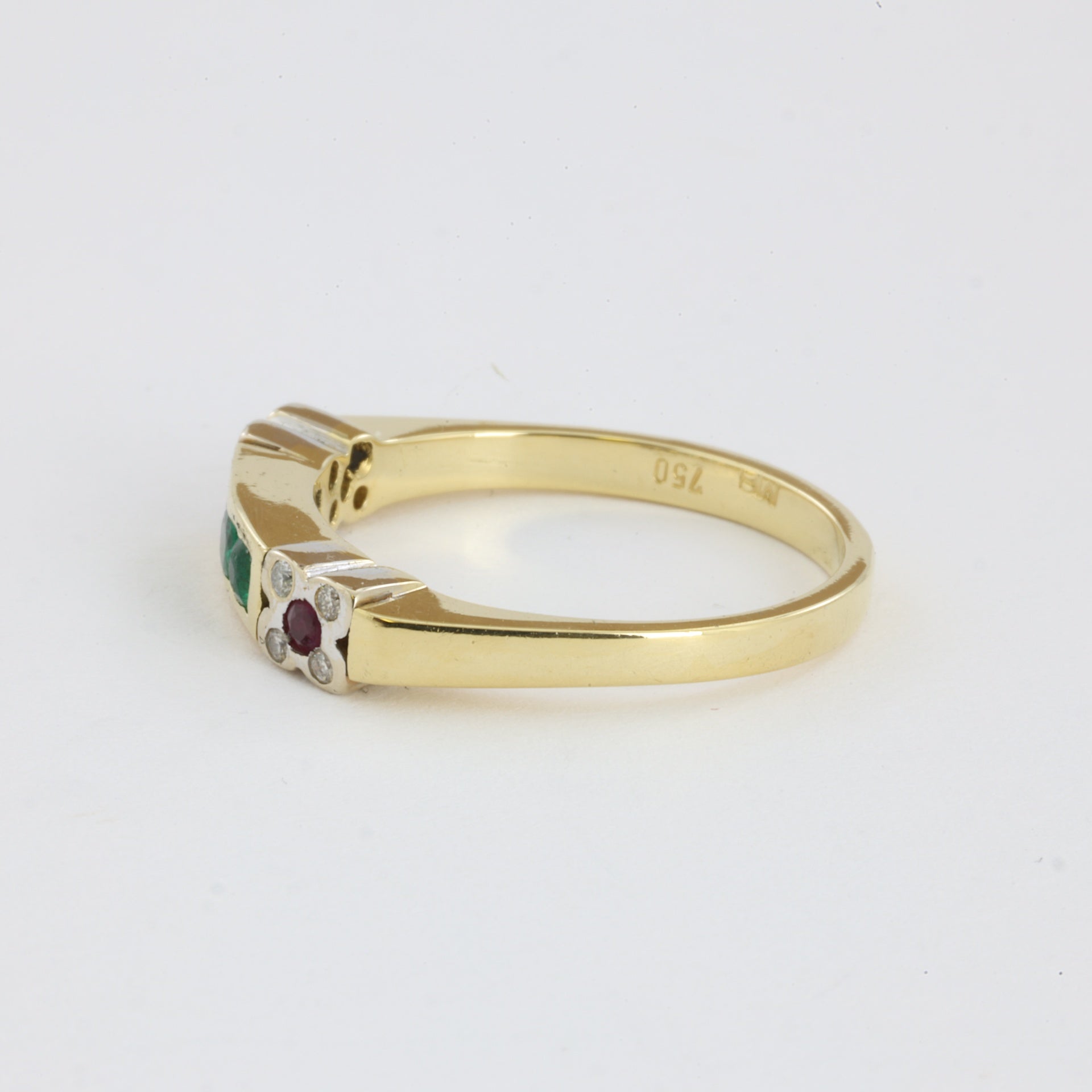 Bague en Or jaune et blanc 18k avec Emeraudes, Diamants et Rubis