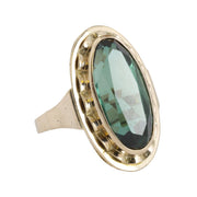 Anello in oro giallo 8k con vetro tagliato