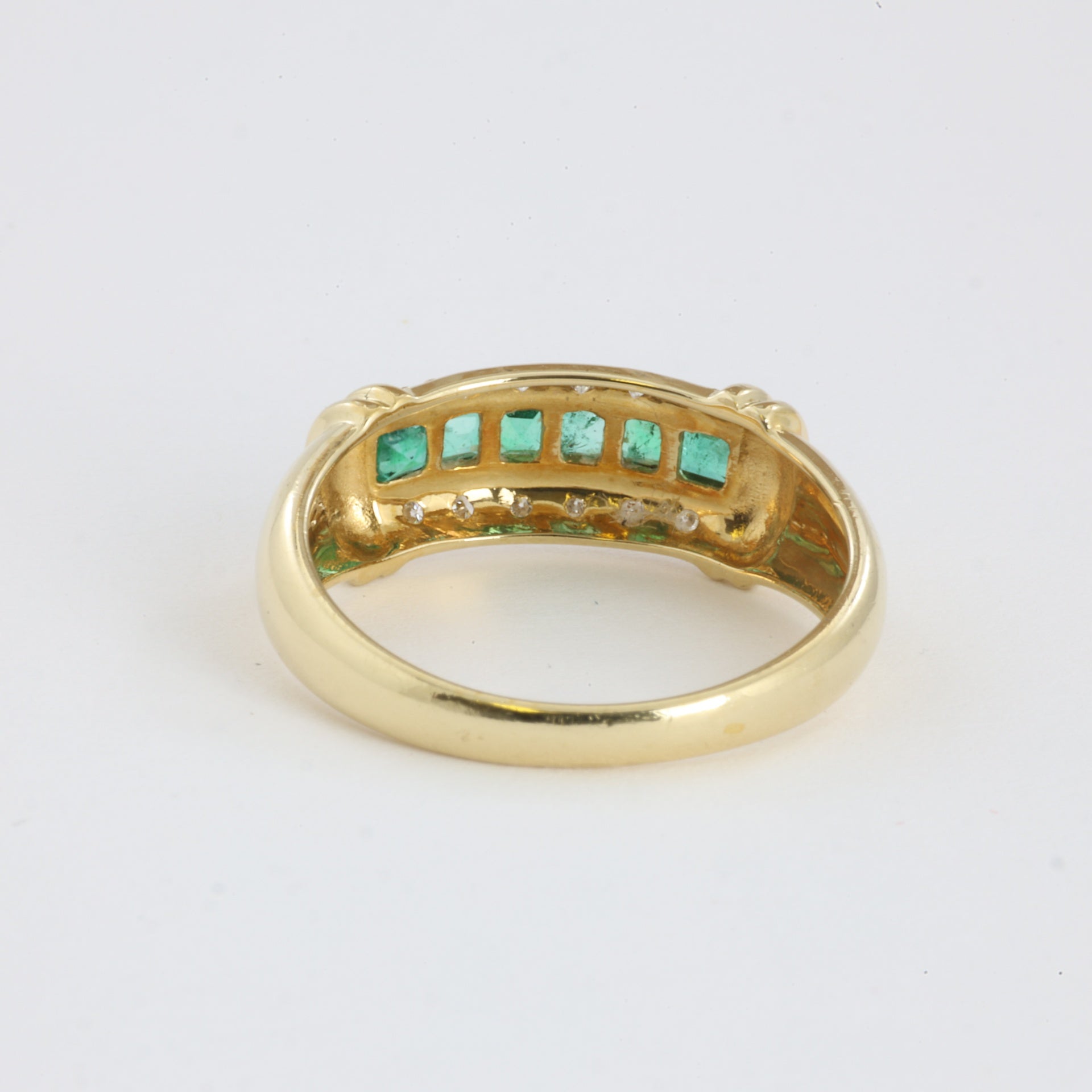 Bague en Or jaune 18k avec Émeraudes et Diamants