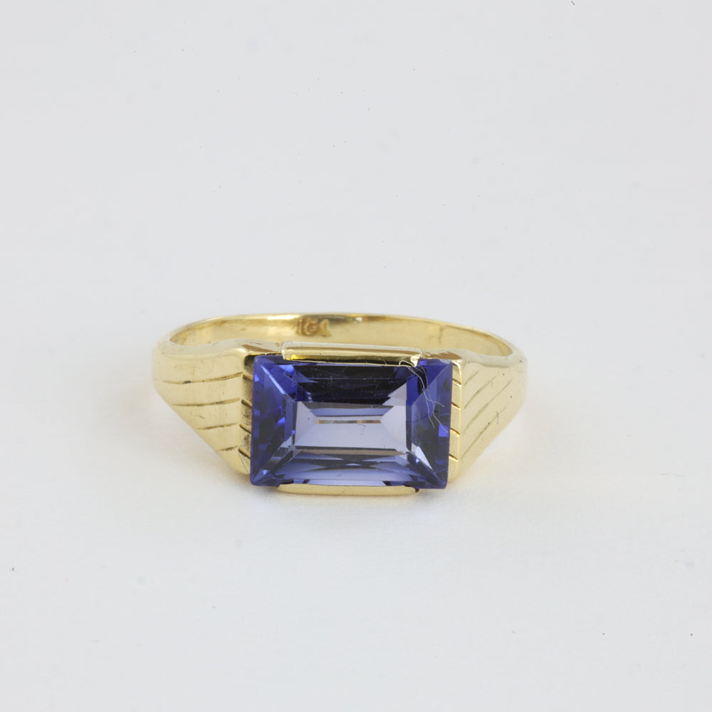 Bague en Or 18k avec Saphir Synthétique